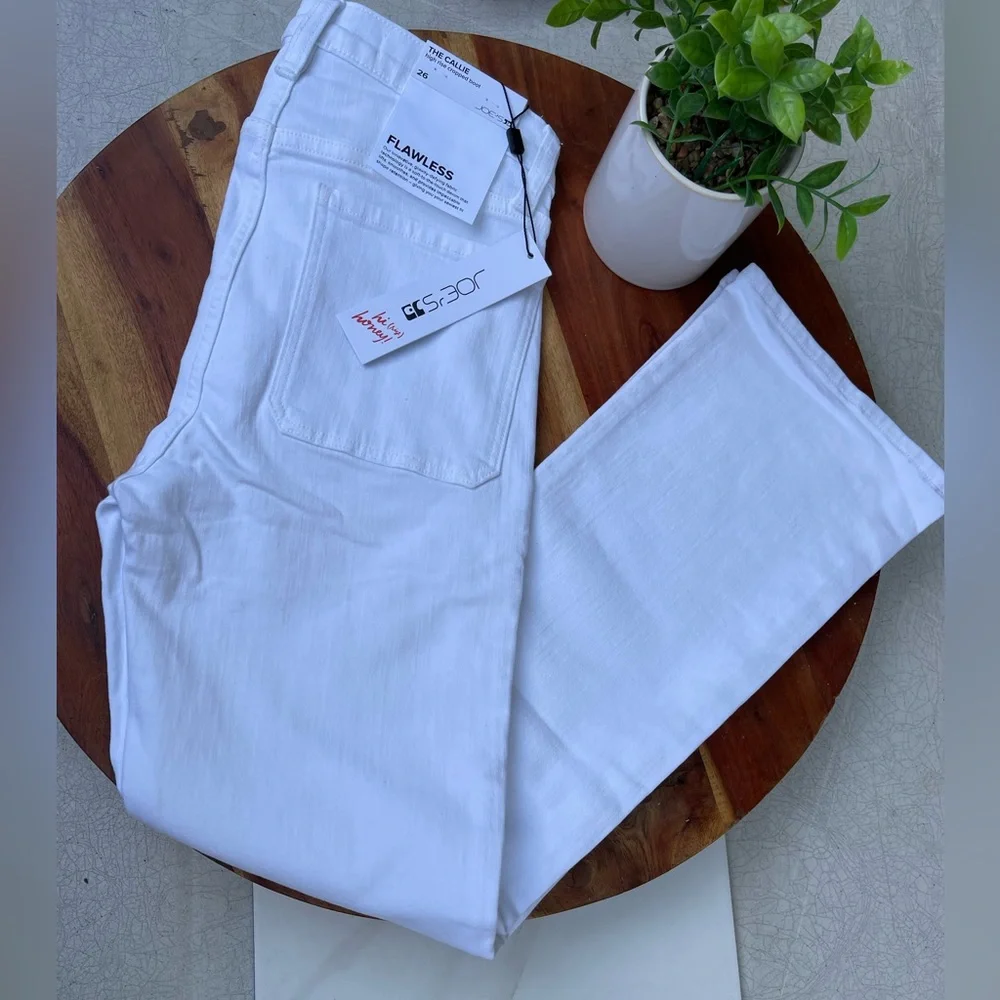 Joie Crisp Cropped White Boot Cut Jeans - Picture 5 of 10